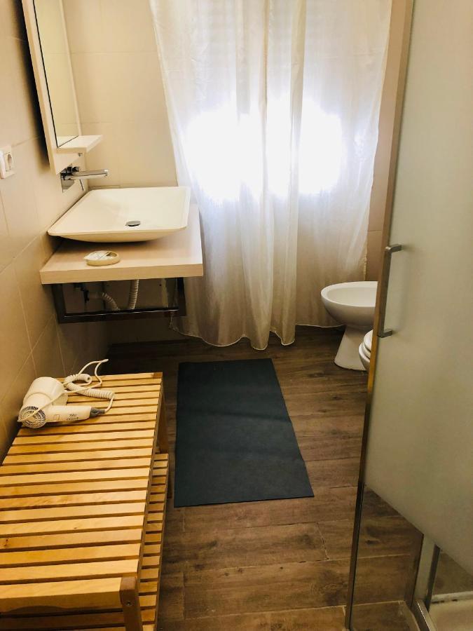 B&B Degli Artisti Suite Lecce Bagian luar foto