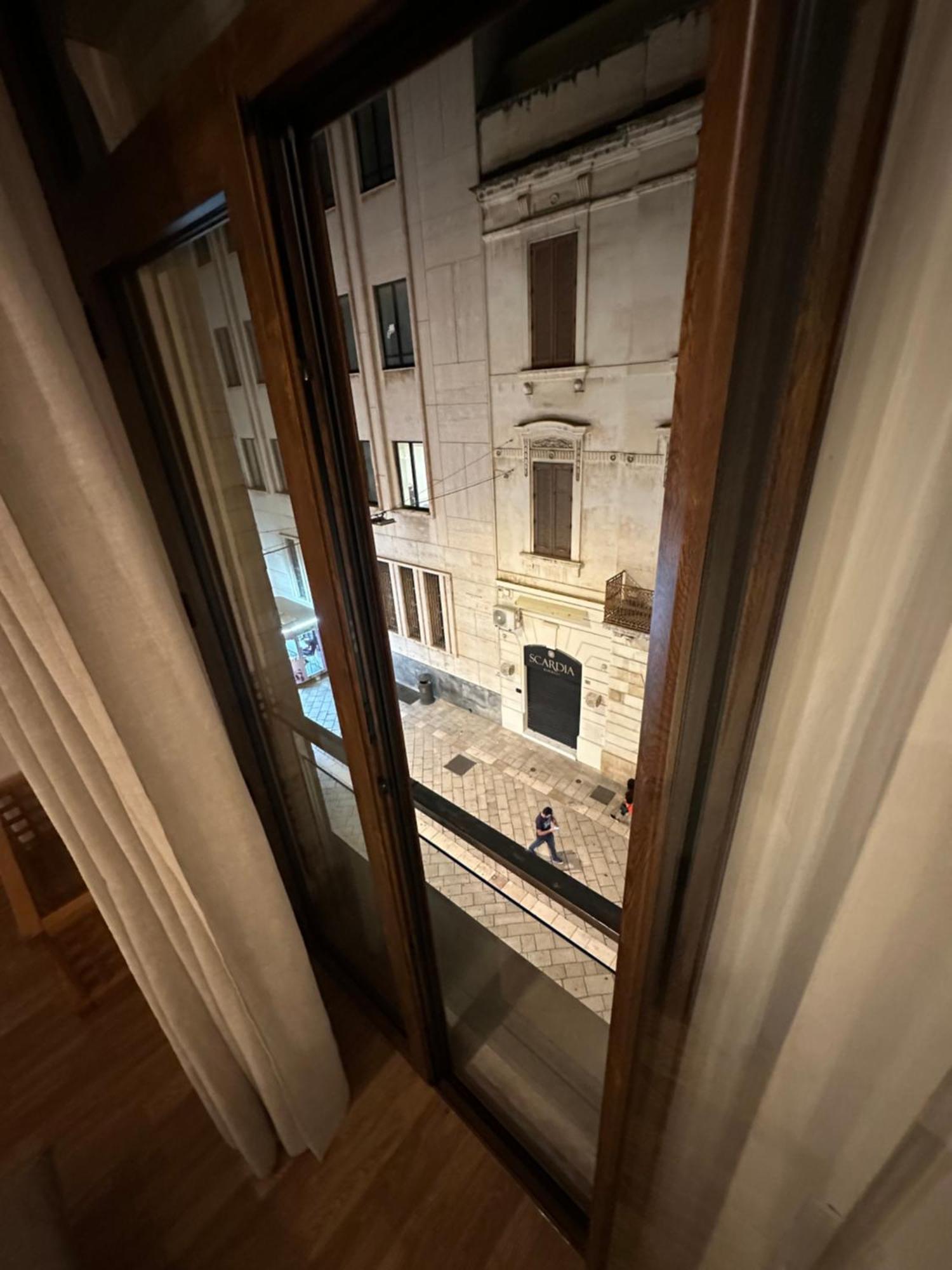 B&B Degli Artisti Suite Lecce Bagian luar foto
