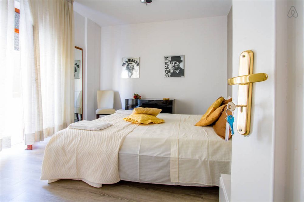 B&B Degli Artisti Suite Lecce Bagian luar foto